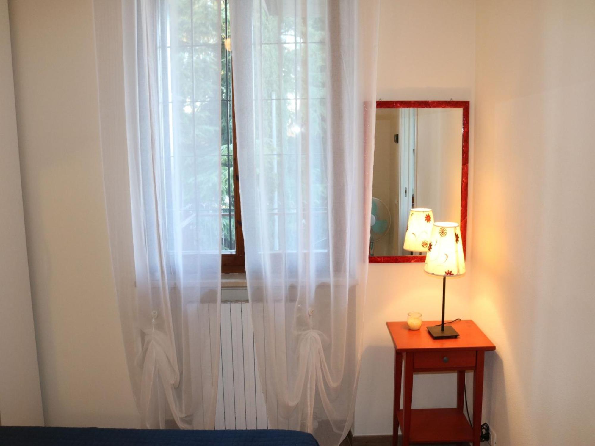 Enticing Holiday Home In Lazise With Swimming Pool Ngoại thất bức ảnh
