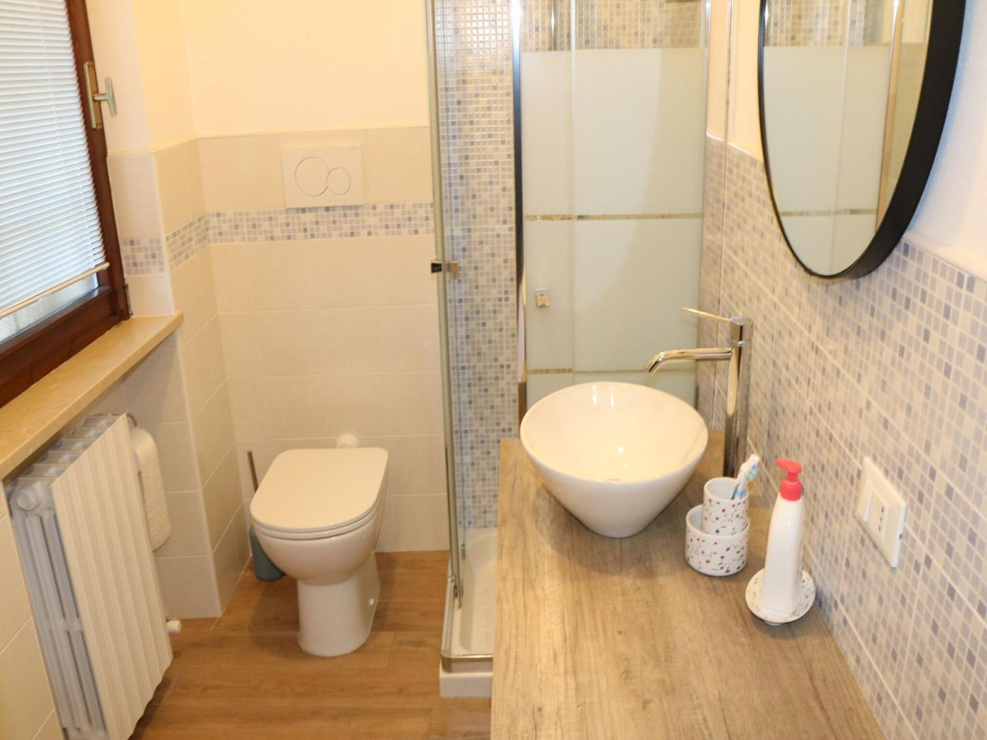 Enticing Holiday Home In Lazise With Swimming Pool Ngoại thất bức ảnh
